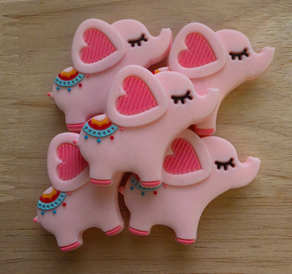 Pink Baby Elephant [Focal Bead]